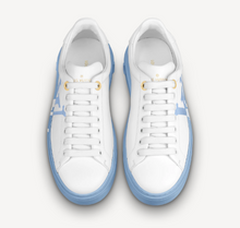 Load image into Gallery viewer, Louis Vuitton TIME OUT SNEAKER
