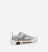 Load image into Gallery viewer, DIOR B23 LOW-TOP SNEAKER
