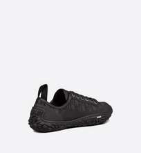 Load image into Gallery viewer, B28 Low-Top Sneaker
