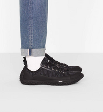 Load image into Gallery viewer, B28 Low-Top Sneaker
